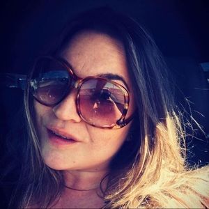 Meet your Posher, Tamara